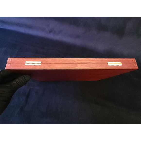 Rare Windsor Mint Collector Coin Holder Box Cherry Wood Presentation Wooden Box - Picture 7 of 8